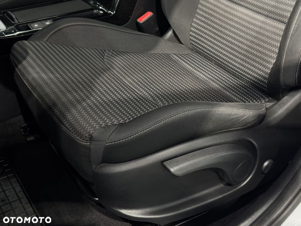Kia Ceed 1.6 GDI PHEV L DCT - 13