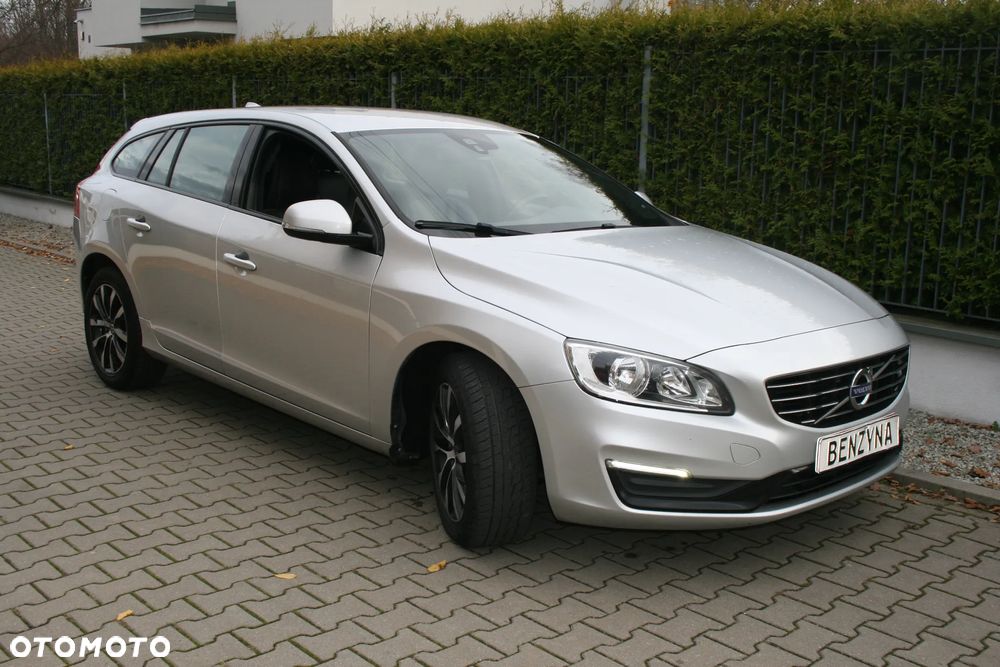 Volvo V60 D3 Drive-E Dynamic Edition (Momentum) - 15