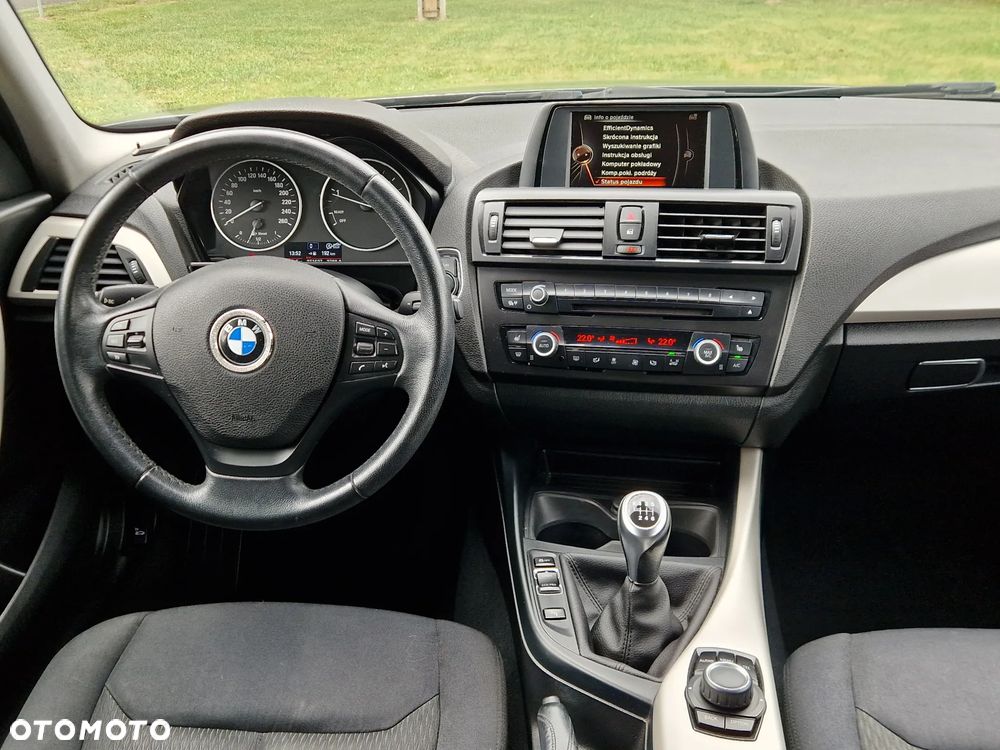 BMW Seria 1 116d EfficientDynamics - 23