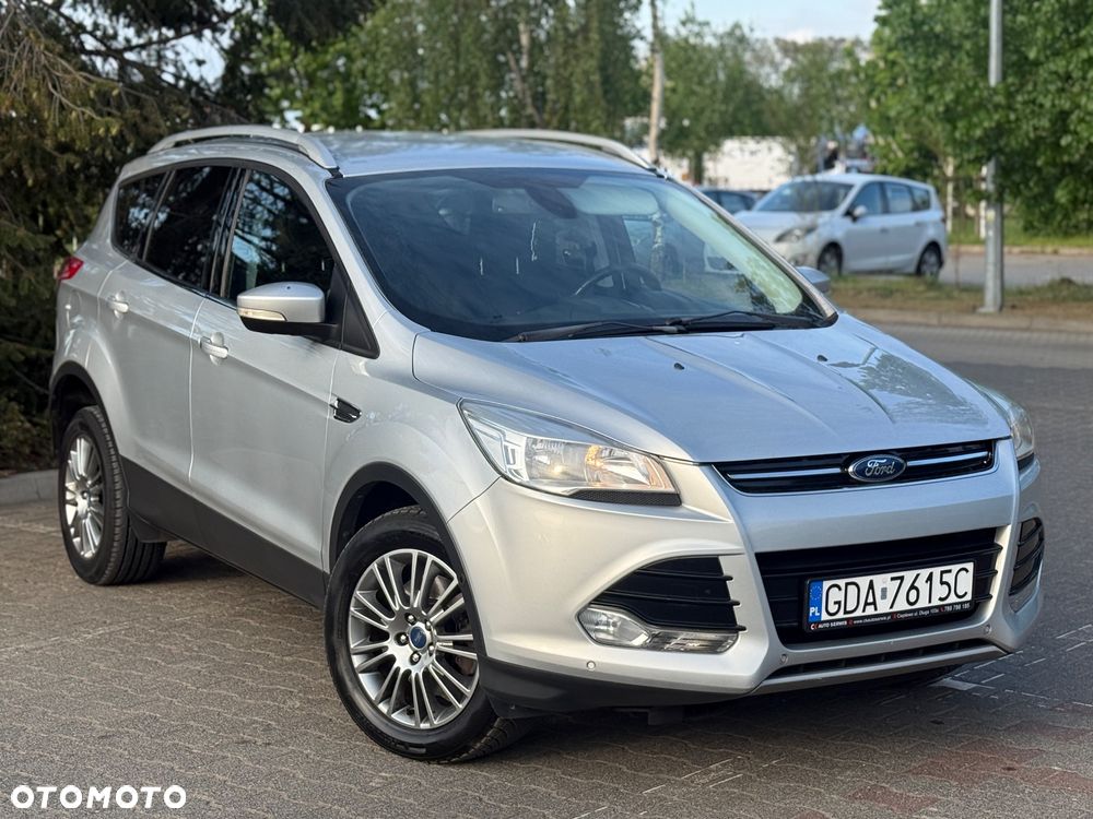 Ford Kuga 2.0 TDCi 2x4 Titanium - 8