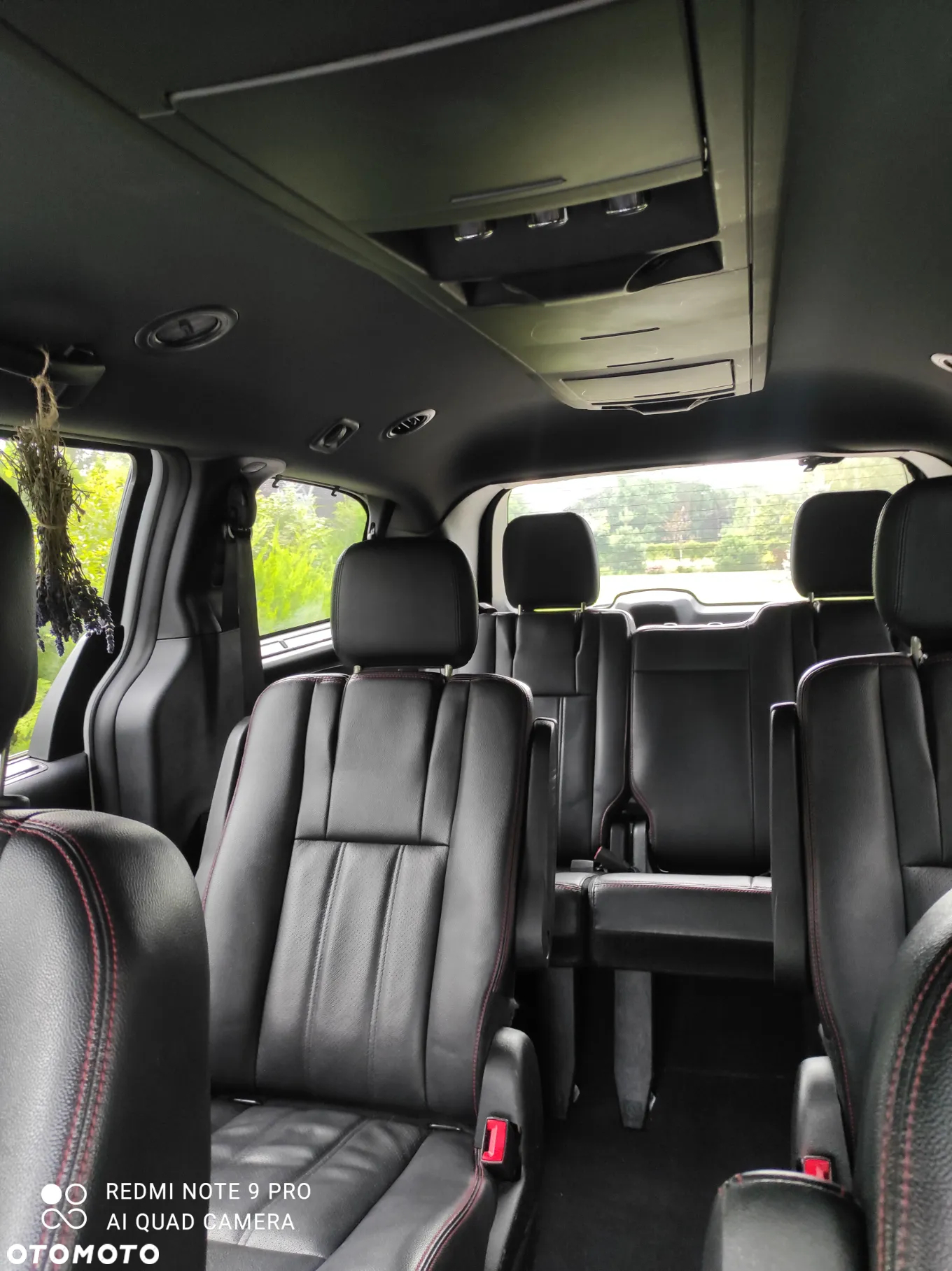 Dodge Grand Caravan - 31
