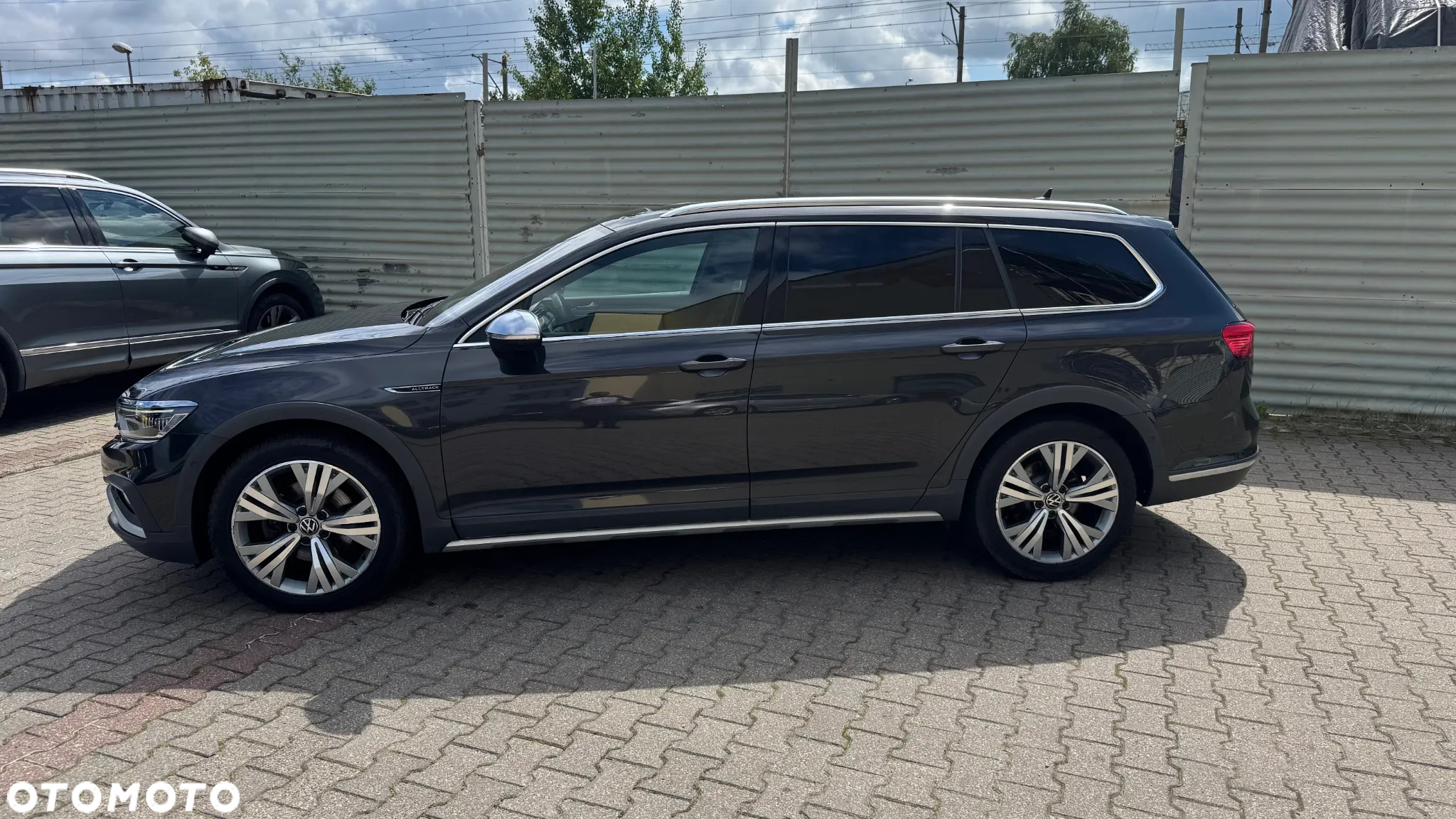 Volkswagen Passat 2.0 TDI 4Mot Elegance DSG - 3