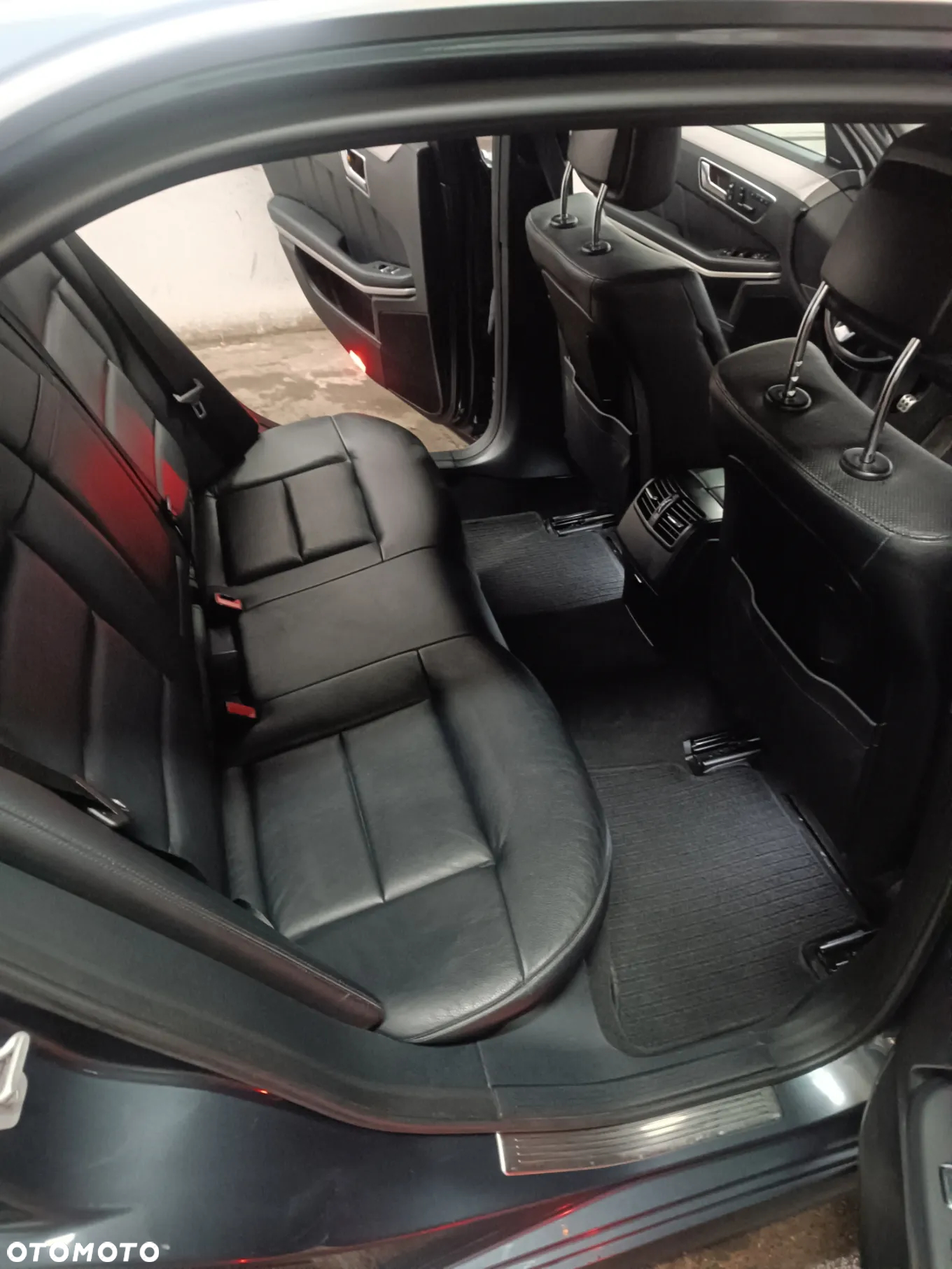 Mercedes-Benz Klasa E 350 CDI 4-Matic BlueEff Elegance - 13