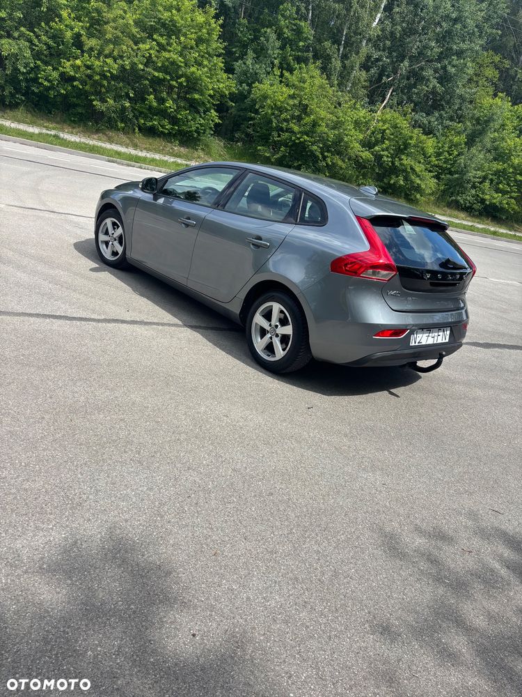 Volvo V40 D2 - 2