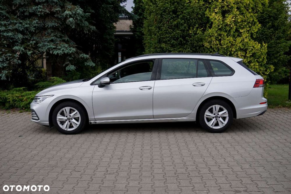 Volkswagen Golf - 6