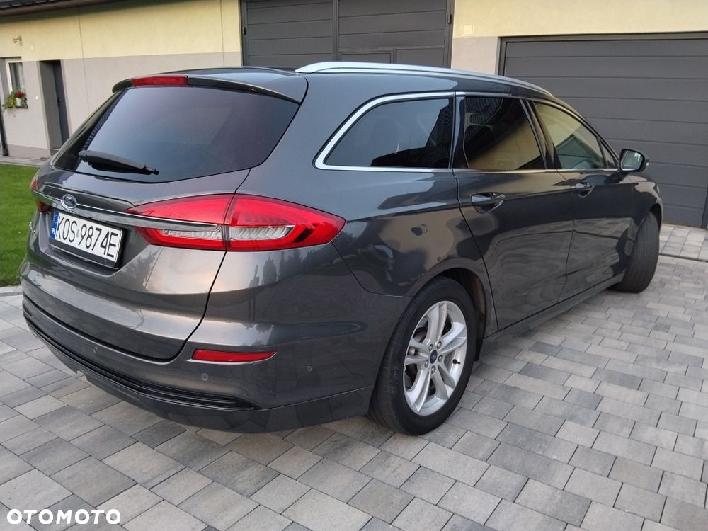Ford Mondeo - 4
