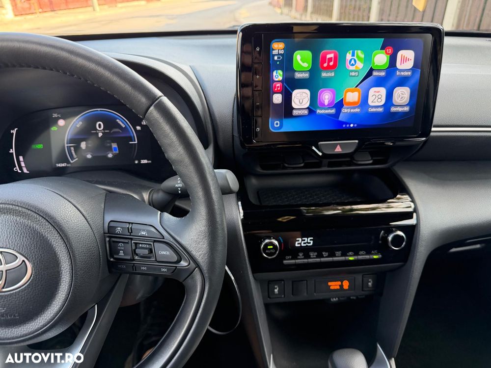 Toyota Yaris Cross - 15