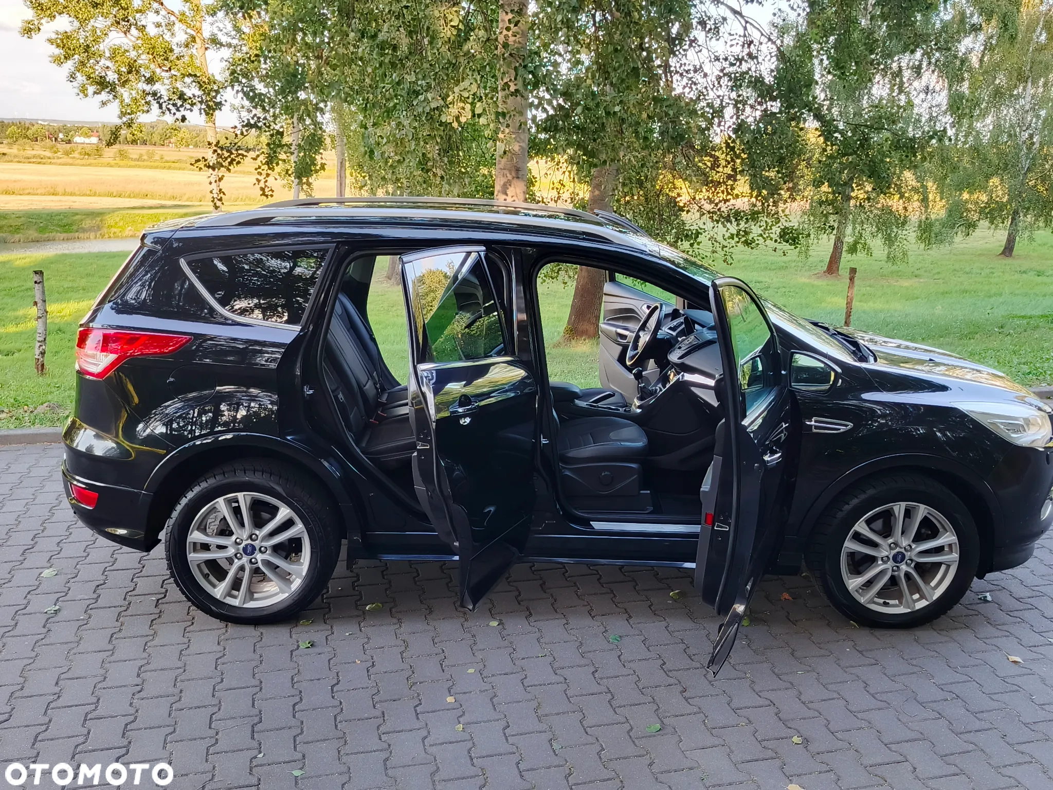 Ford Kuga 2.0 TDCi 4WD Titanium Plus - 29