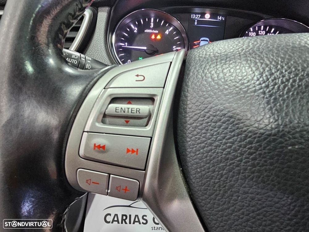 Nissan Qashqai 1.5 dCi N-Connecta - 16