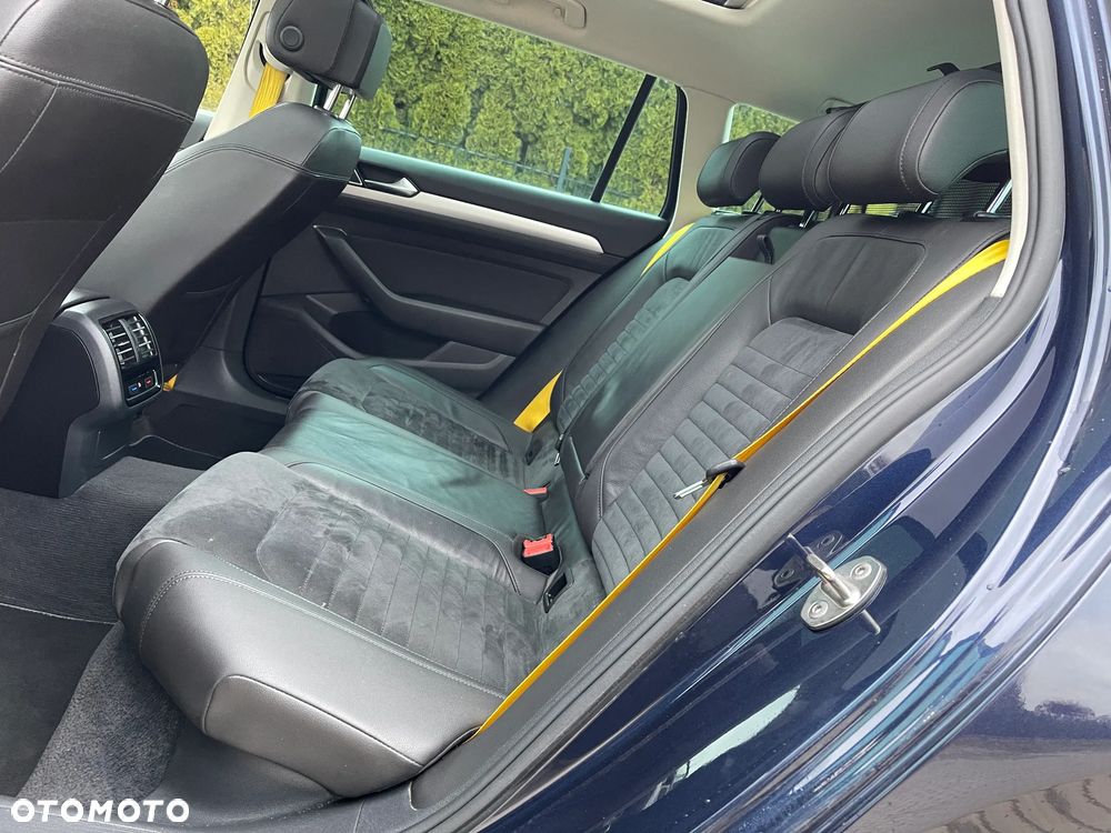 Volkswagen Passat Variant 2.0 TDI SCR 4Motion DSG (BMT) Highline - 25