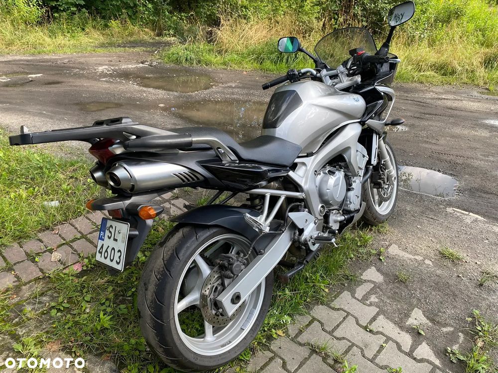 Yamaha FZ6 - 5