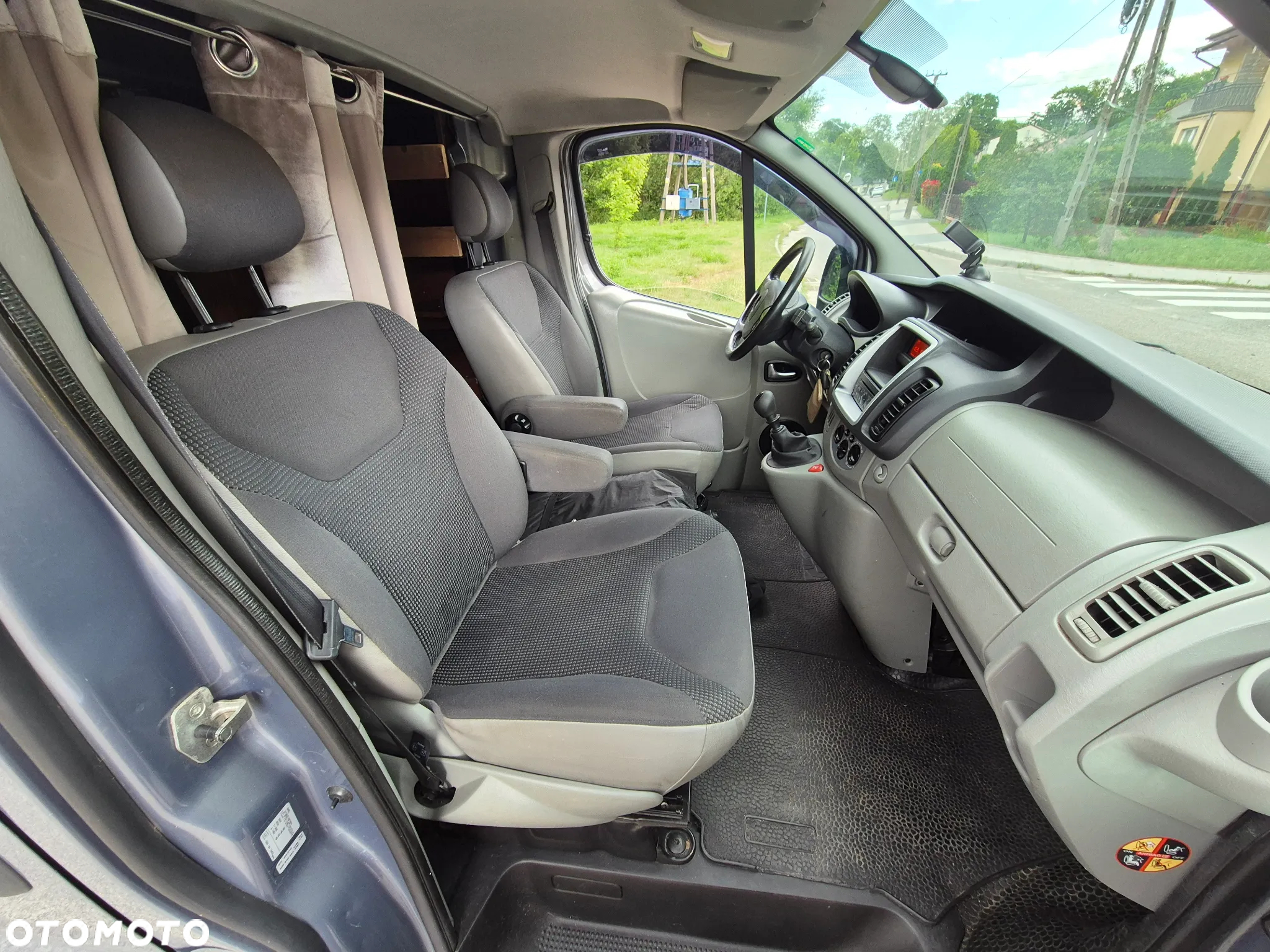 Opel Vivaro - 22
