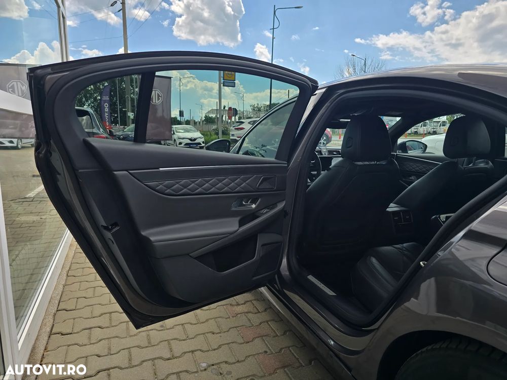 DS Automobiles DS 9 1.6 PHeV FWD 250 EAT8 PERFORMANCE Line + - 16