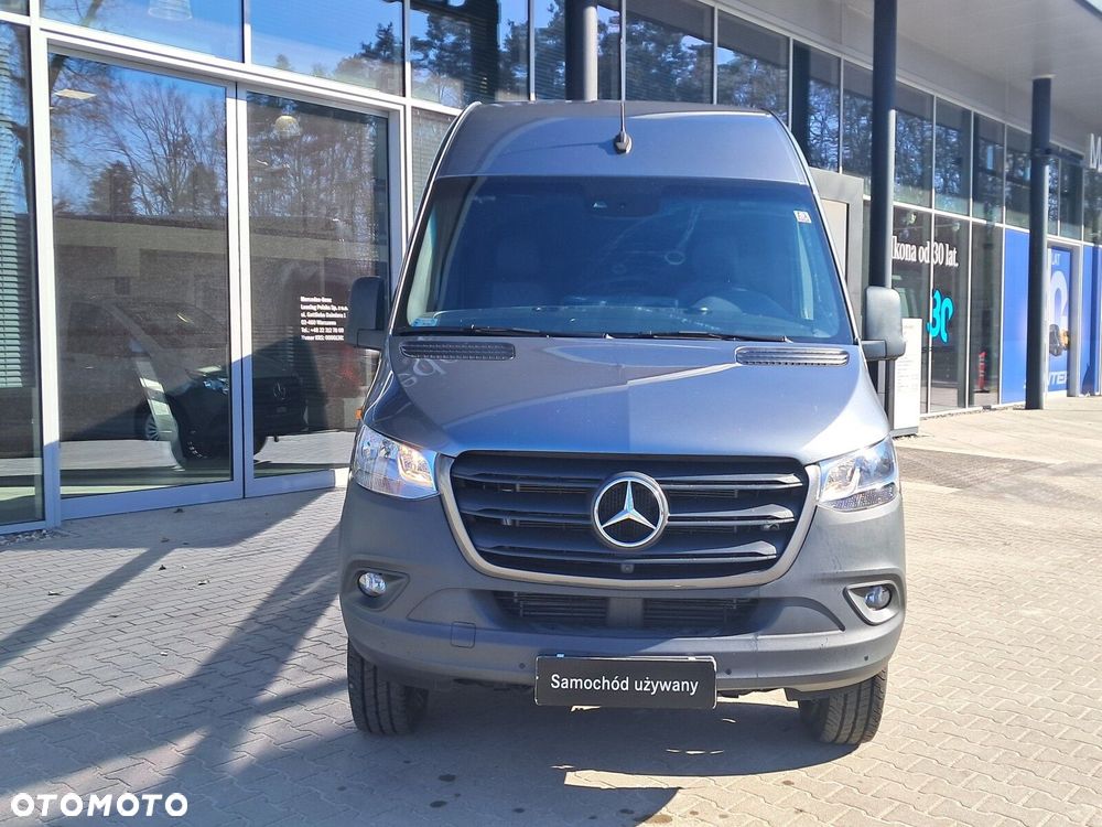 Mercedes-Benz Sprinter 319 - 2