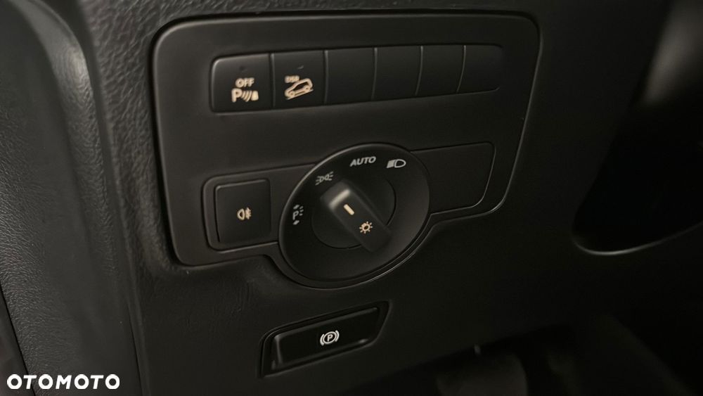 Mercedes-Benz Vito - 21