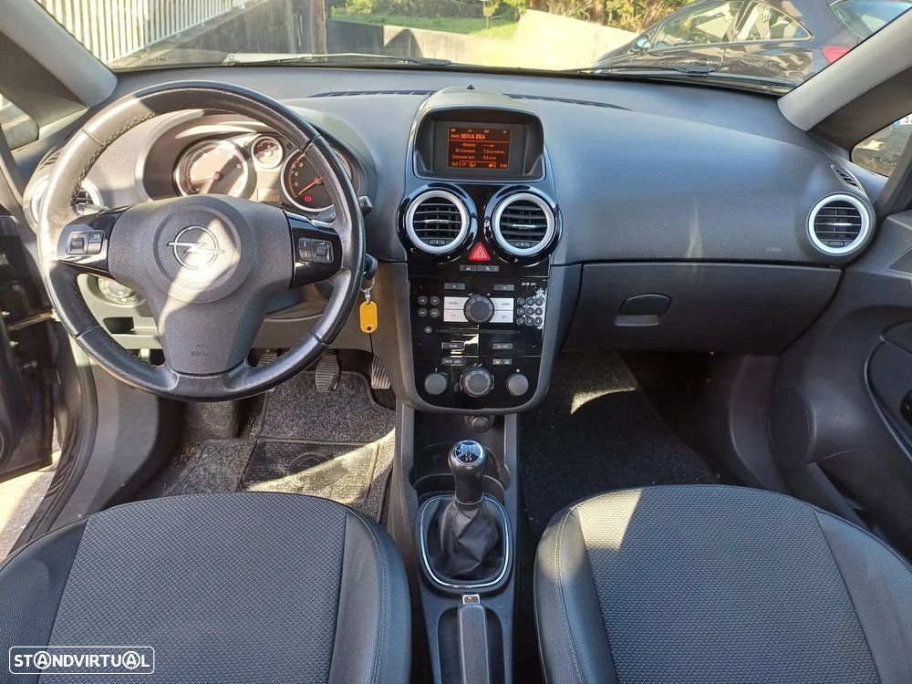 Opel Corsa 1.2 Cosmo - 7