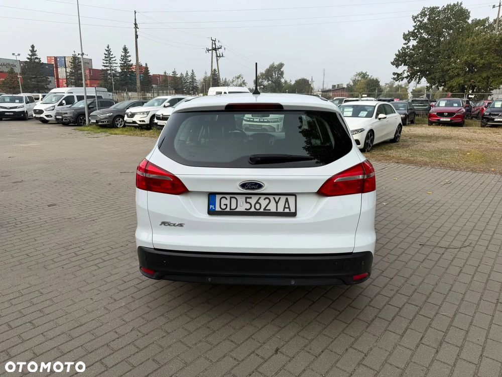 Ford Focus 2017 photo 4