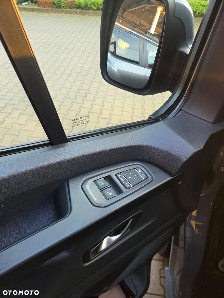 Renault Trafic - 9