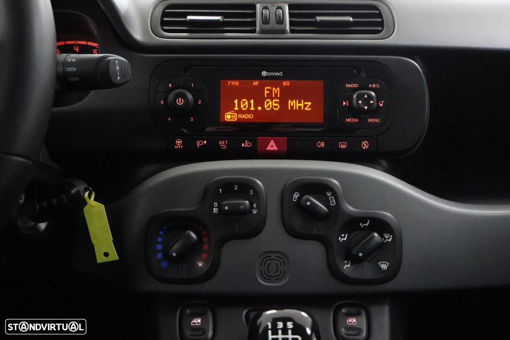 Fiat Panda 1.0 Hybrid City Life - 19