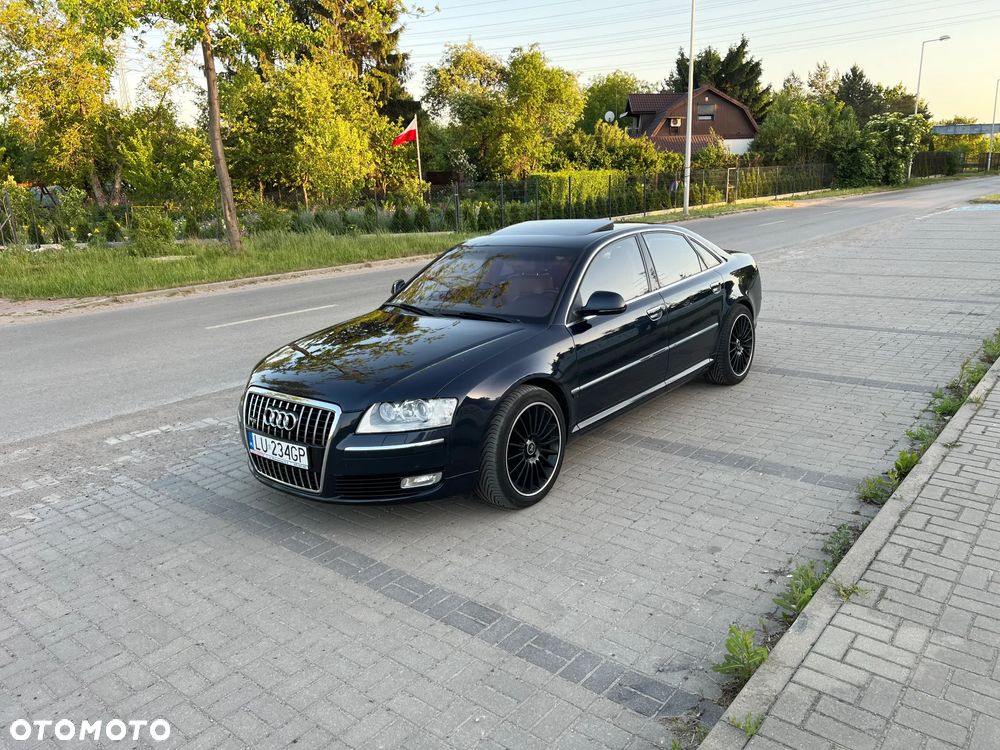 Audi A8 6.0 W12 Quattro - 17