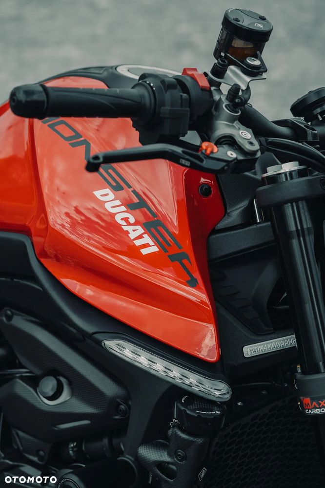 Ducati Monster - 6