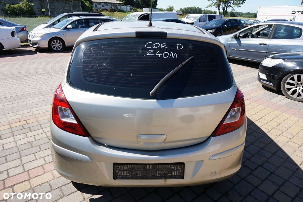 KLAPA BAGAŻNIKA TYLNA CORSA D IV 5D HB Z40M  ZŁOTY OPEL 2006-2011 - 1