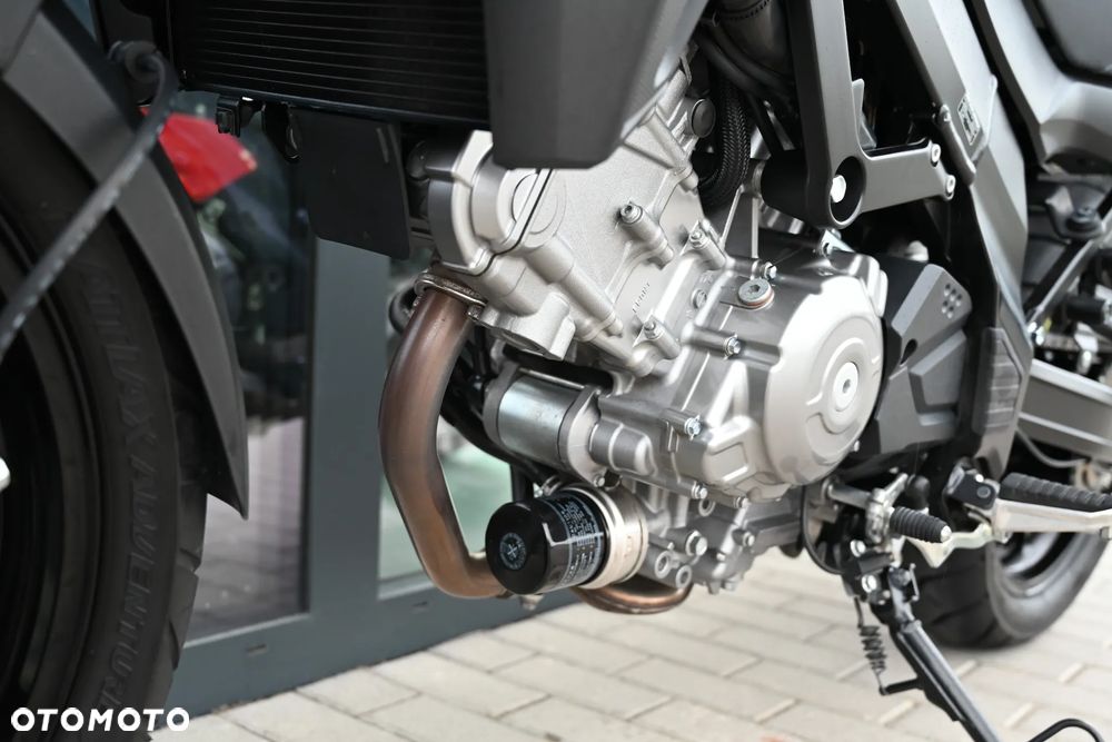 Suzuki DL - 18