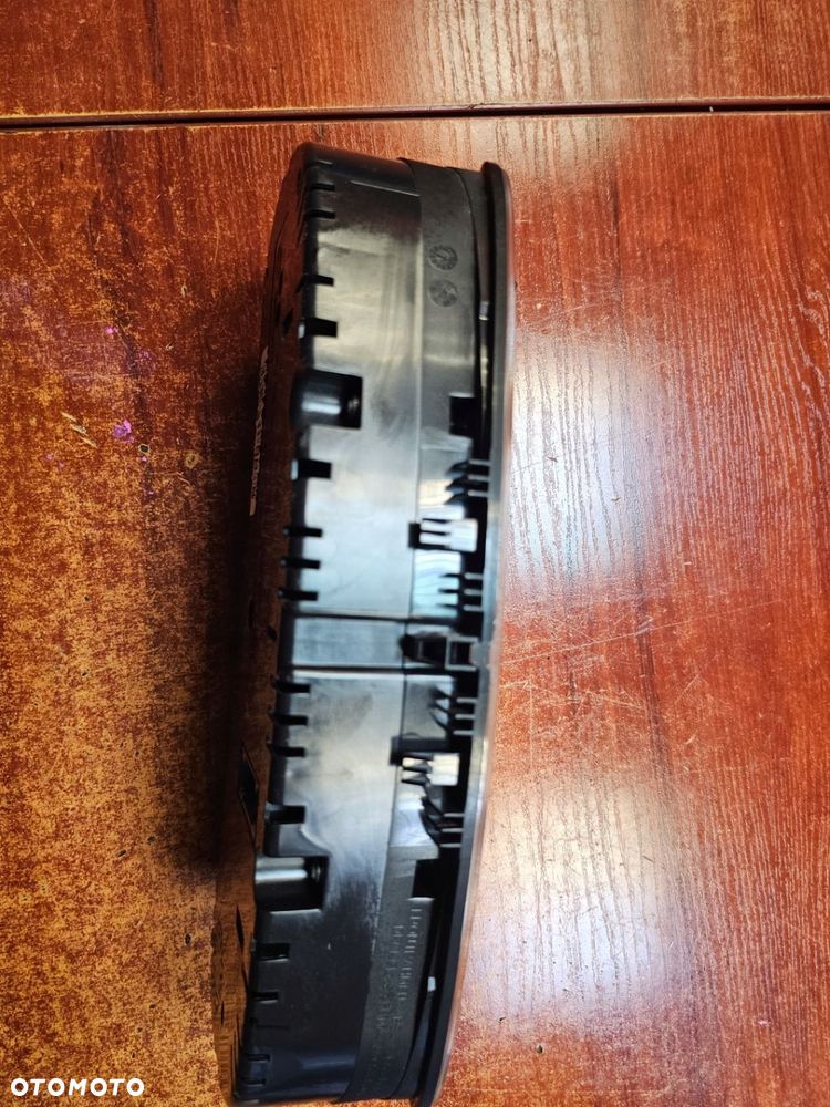 ZEGARY LICZNIK VW JETTA VI 11 1.2 FSI 5C6920860 - 7