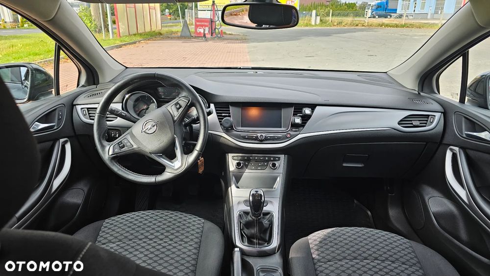 Opel Astra IV 1.6 CDTI Sport - 22