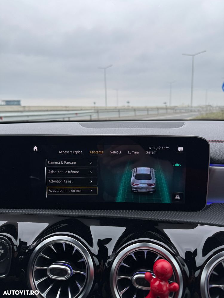 Mercedes-Benz CLA - 25