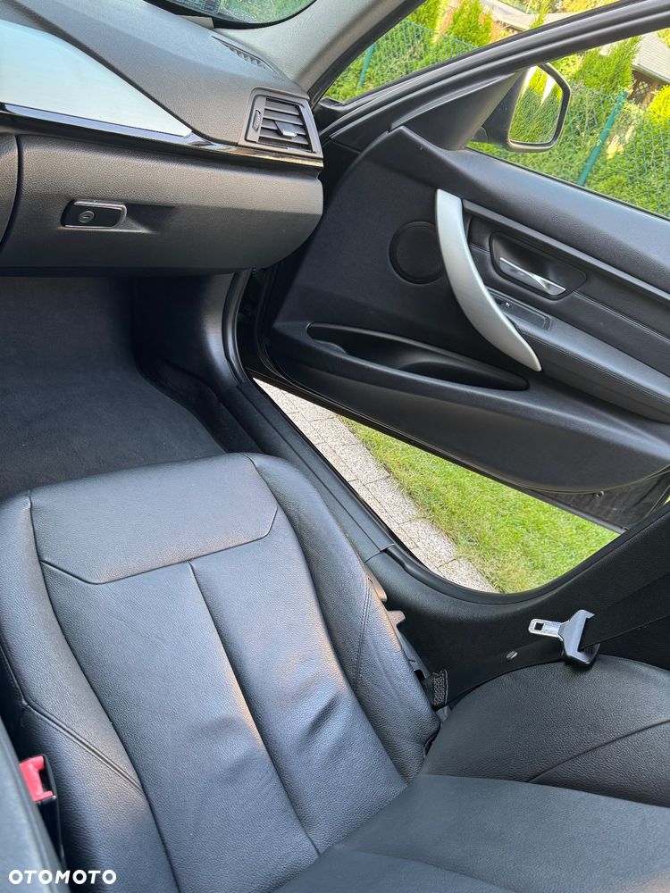 BMW Seria 3 - 15