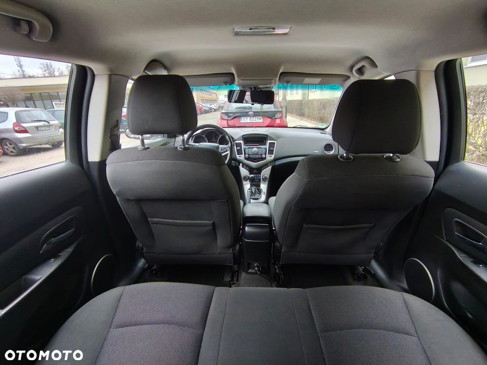 Chevrolet Cruze 1.8 LT - 19