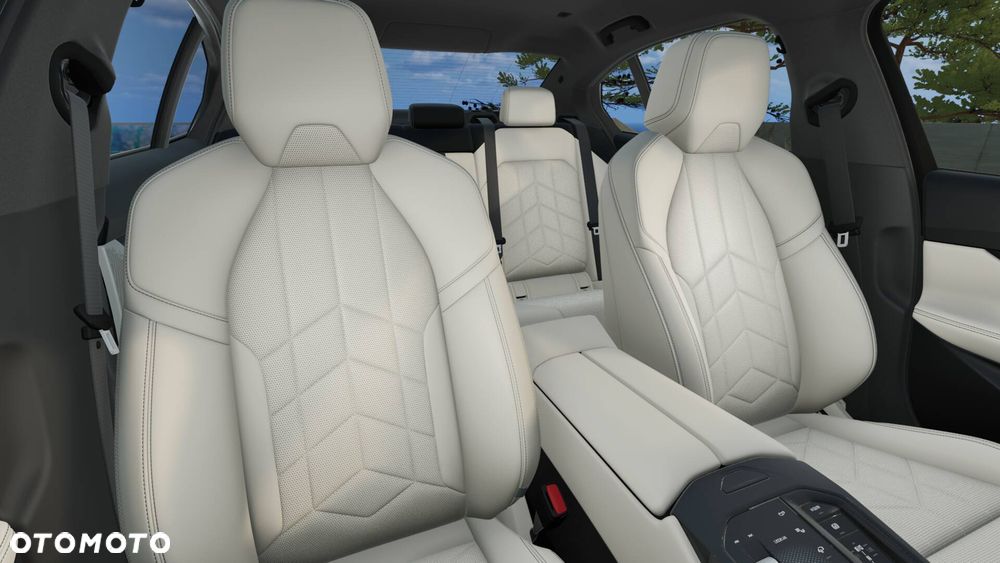 BMW i5 84kWh xDrive40 M Sport Edition - 7