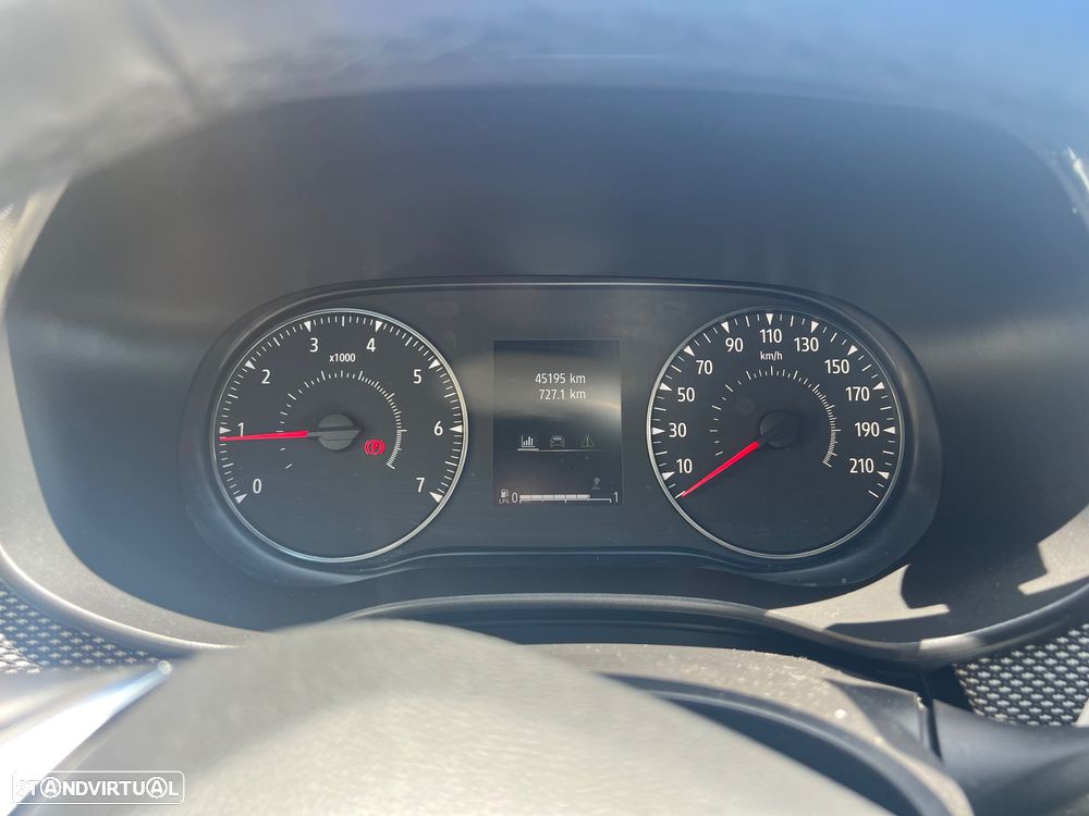 Dacia Sandero - 5