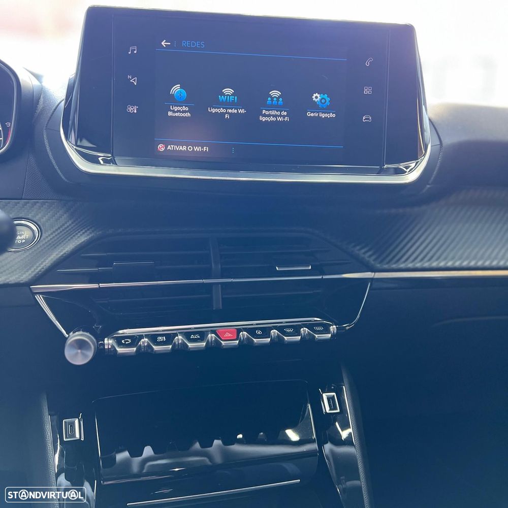 Peugeot 2008 1.2 PureTech Allure - 11