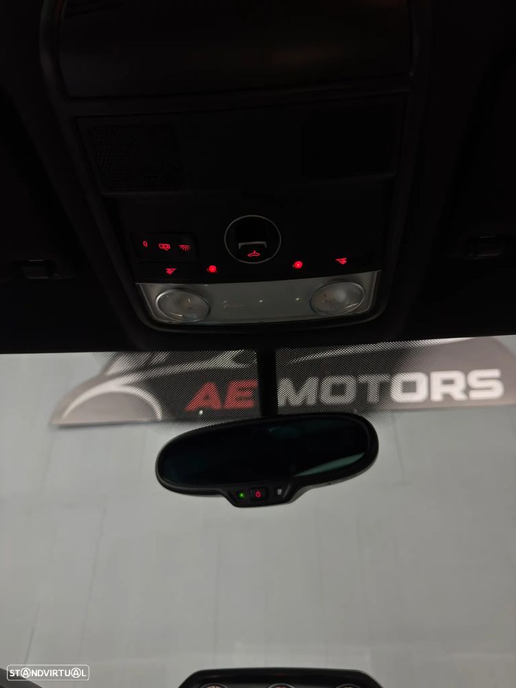 VW Scirocco 2.0 TDI Blue Motion Technologie Club - 25