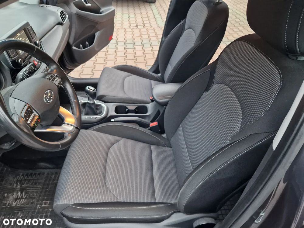 Hyundai i30 1.4 GO Plus - 20