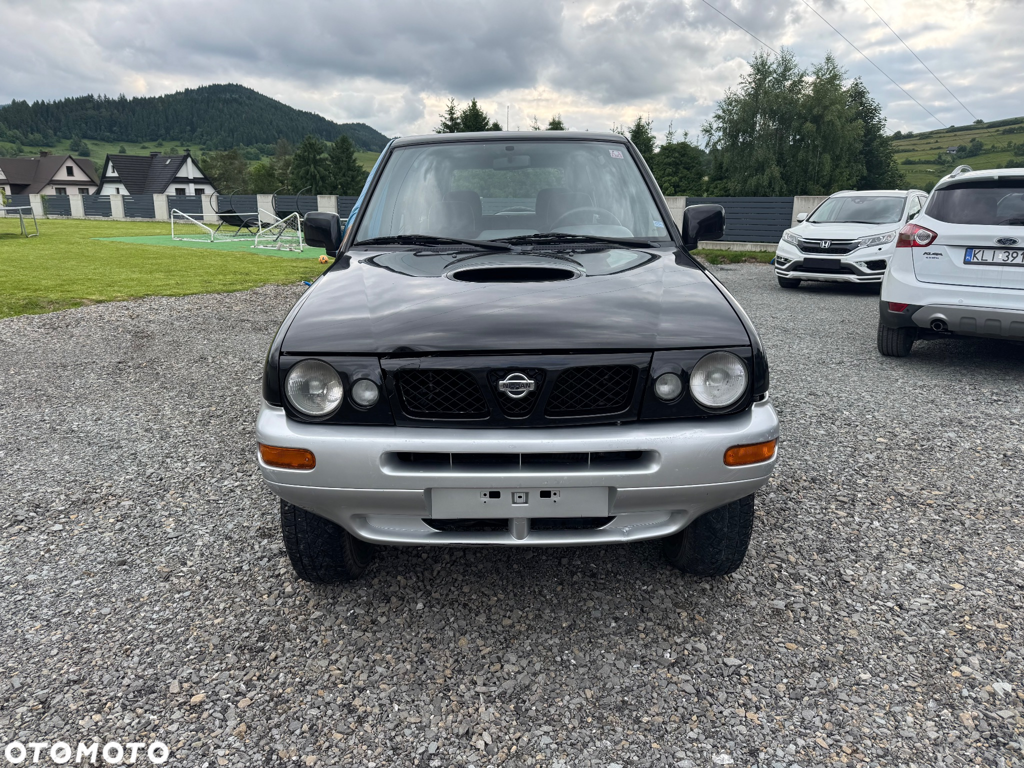 Nissan Terrano - 2