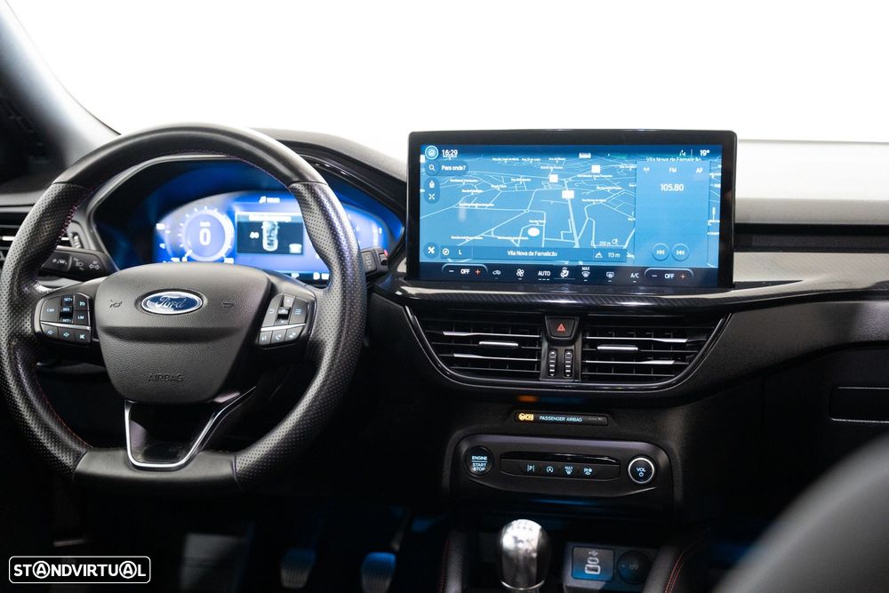 Ford Focus 1.0 EcoBoost MHEV ST-Line - 11