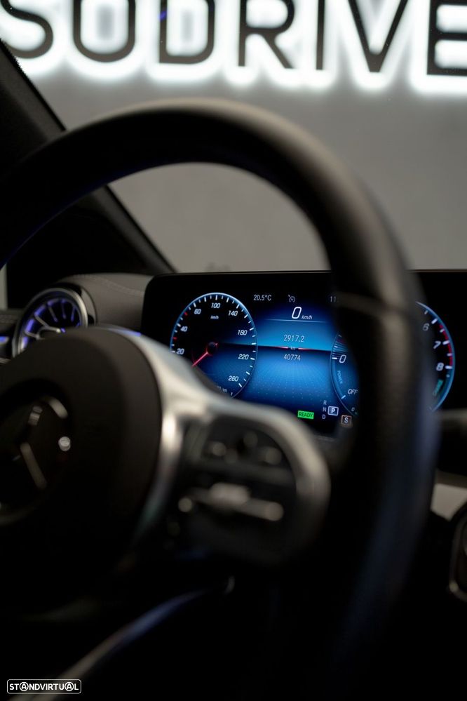 Mercedes-Benz A 250 e AMG Line - 26