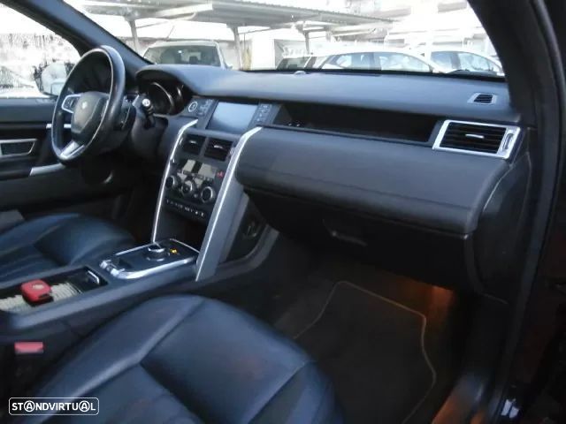 Land Rover Discovery Sport TD4 Aut. HSE Luxury - 36