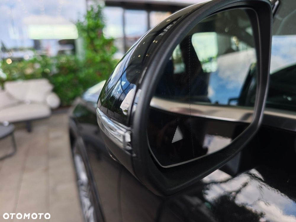 Mercedes-Benz GLC - 31