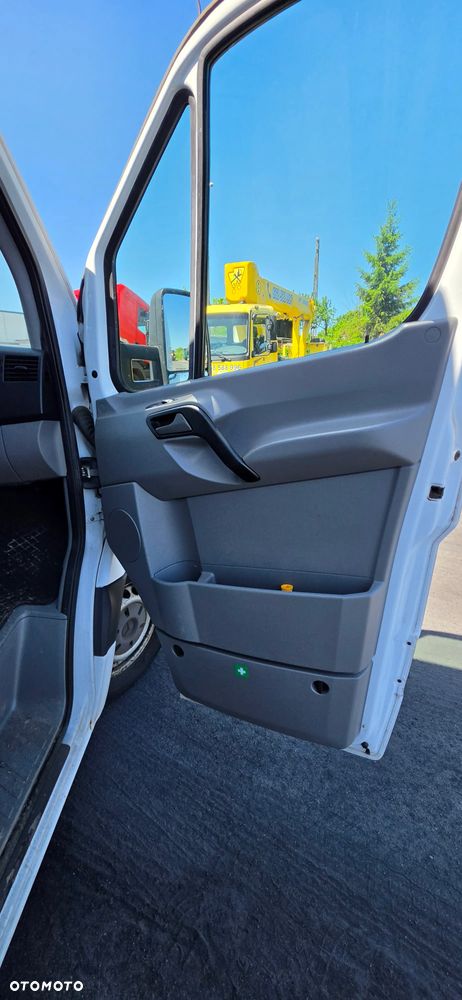 Mercedes-Benz SPRINTER - 17