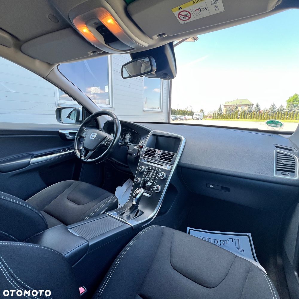 Volvo XC 60 D4 Geartronic Kinetic - 9