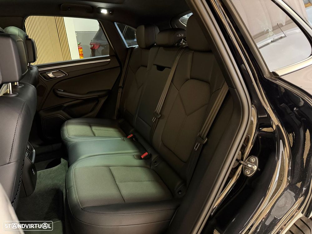 Porsche Macan T PDK - 29
