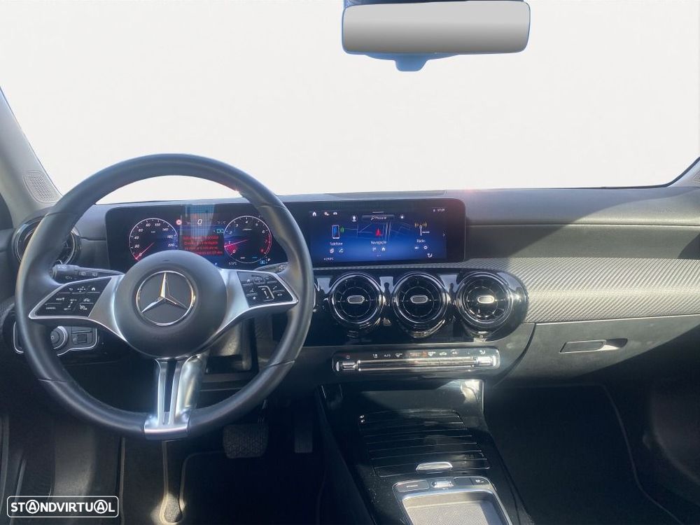 Mercedes-Benz A 200 - 11