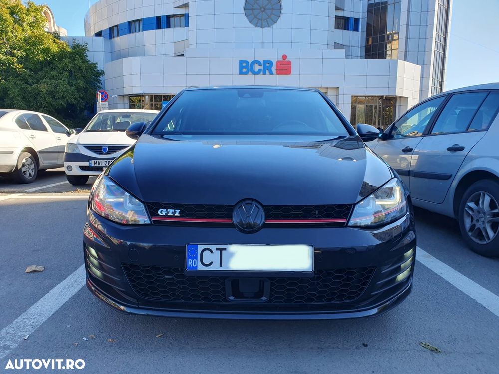 Volkswagen Golf GTI BlueMotion Technology DSG - 2