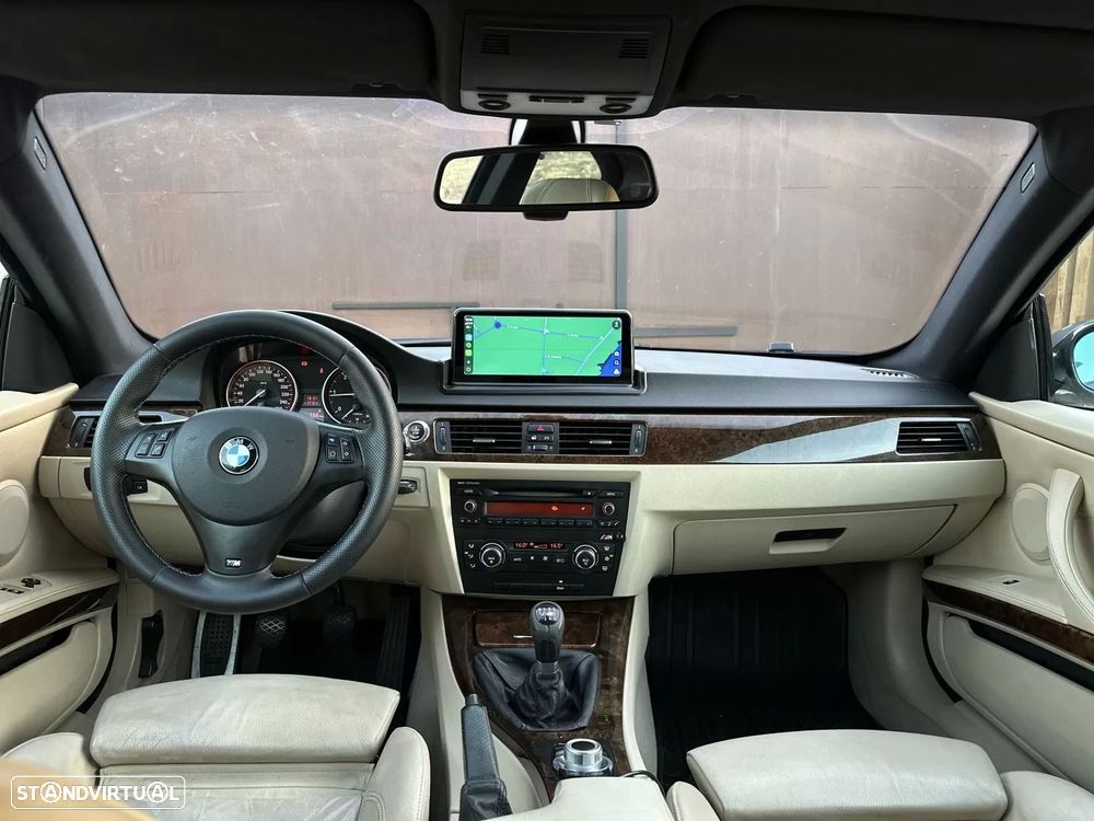 BMW 320 d Coupe - 11