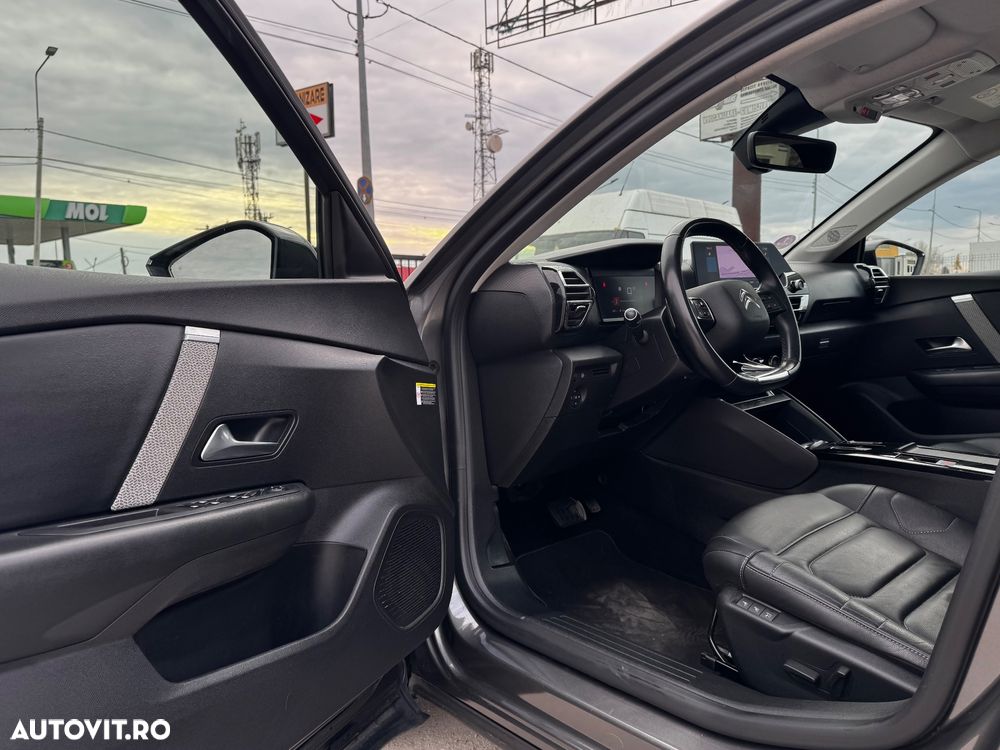 Citroën C4 1.2 PureTech S&S EAT8 Shine - 12