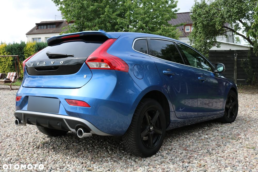 Volvo V40 D3 Drive-E R-Design Momentum - 4